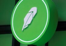 Robinhood quarterly profit rises on strong trading activity