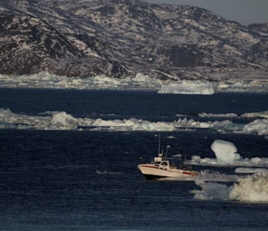 Scientists sail for Greenland to study glacier melt risk