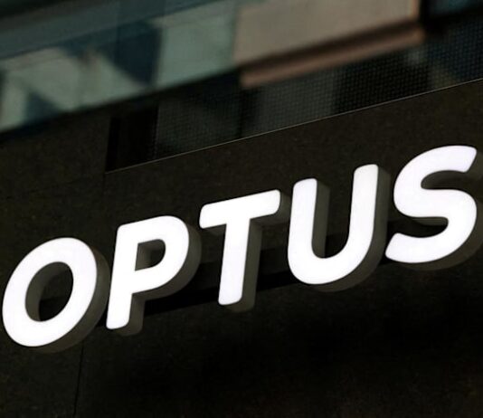 Singtel confirms Optus stake-sale talks as regulatory pressure mounts