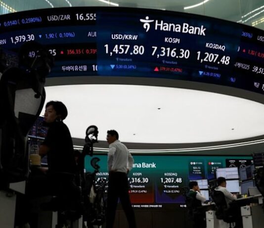 South Korea to closely watch risks around stock market volatility