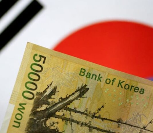 South Korea’s currency chief says in talks with Japan, allies
