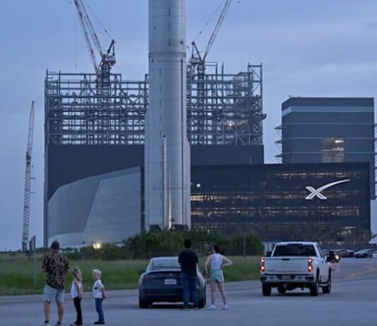 SpaceX moves Starship launch attempt to Thursday