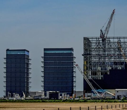 SpaceX plans Texas data center expansion, The Information reports