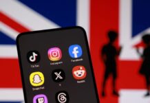 UK plans default midnight social media curfew for 16- and 17-year-olds