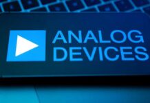 Analog Devices’ quarterly forecast tops estimates on AI-fueled chip demand