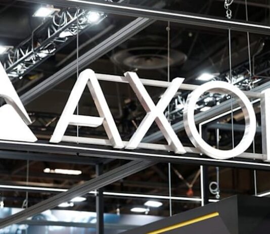 Axon posts lower quarterly gross margin on higher mix of services, new product scaling