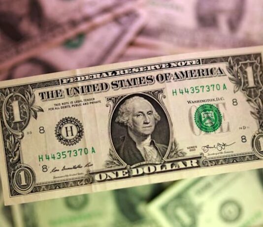 Dollar drifts higher as traders eye Iran talks ahead of US jobs data