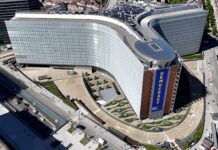EU Commission signs contract to expand IRIS2 satellite constellation