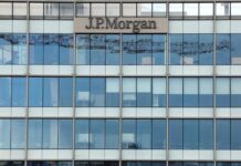 J.P. Morgan lifts 2026-end target for S&P 500 to 8,000 on AI, earnings strength