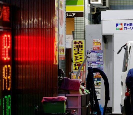 Japan July core CPI rises 1.8% yr/yr