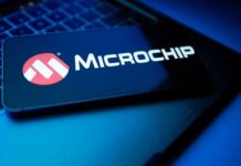 Microchip Tech forecasts upbeat quarterly revenue on strong demand