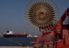 Oil prices extend losses on expectations talks to ease Middle East supply woes