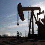 Oil rises as doubts over US-Iran deal heighten supply concerns