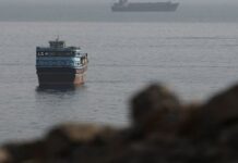 Oil rises as uncertainty continues over reopening of Strait