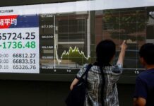 Shares, oil dip as US sanctions on Iran loom
