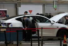 Tesla and others begin record vehicle recall in China