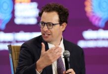 Anthropic CEO urges AI companies to slow model development amid fears over misuse