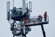 European telcos may get more time to phase out high-risk suppliers under EU proposal