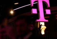 Europe’s biggest mobile operators in talks for satellite-to-mobile venture, Bloomberg News reports