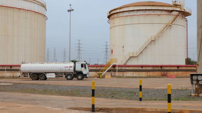 Oil prices fall as markets look to Iran truce, but remain wary of attacks on oil facilities
