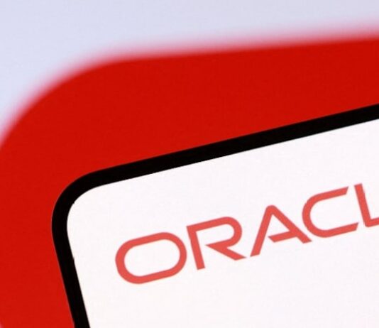 Oracle shares rise as AI cloud backlog beats estimates