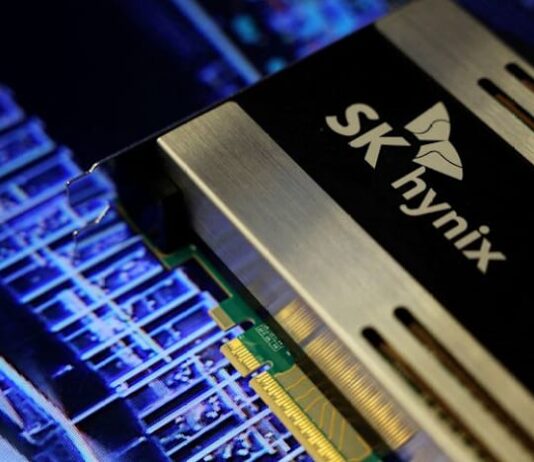 SK Hynix in talks with Intel about deal to make memory chips in the US for the first time, sources say