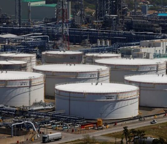 South Korea plans to cut its reliance on Middle crude oil imports to 50% by 2035