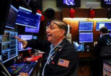Trading Day: US yields cross 5% threshold