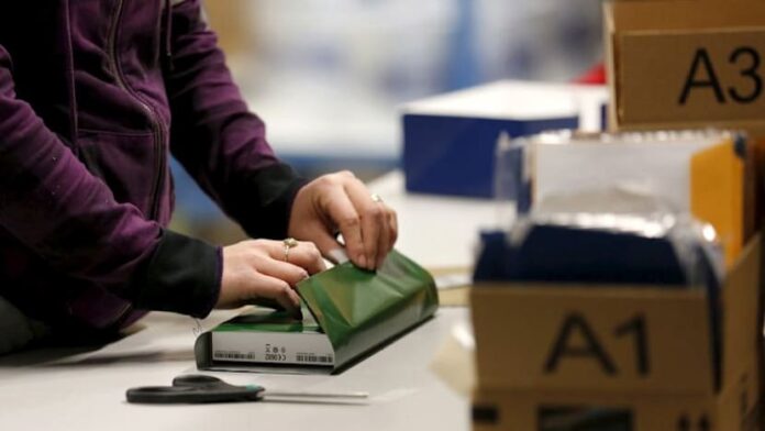 US holiday online sales to grow 6