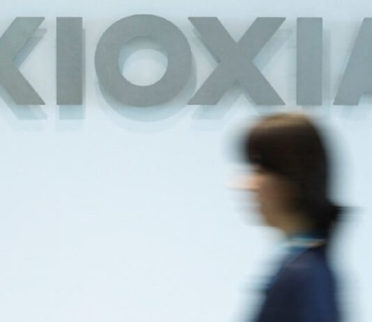 US listing could put Japan’s Kioxia in global AI spotlight, Voya’s Thomas says