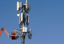 Verizon to invest $70 million in AI training effort