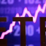 AI-powered stock funds bet bots can pick stocks faster and better than humans