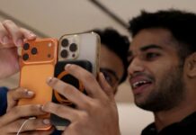 Commentary: Apple’s iPhone factories won’t make India the next China