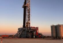 Oil prices barely changed as investors assess US-Iran peace talks and Gulf exports
